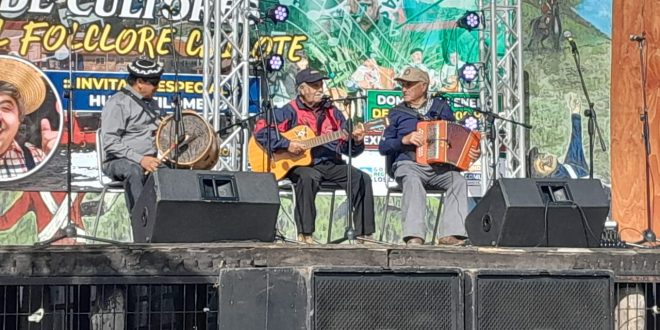 Con éxito se desarrolló el 43º Encuentro de Cultores del Folclore de Chiloé en Dalcahue